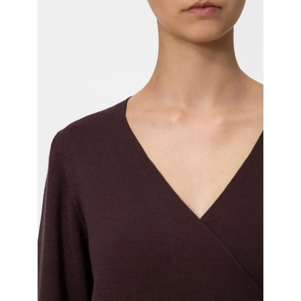 Twinset Women Cropped V-Neck Twinset Jumper In Viscose Blend With Ribbed Trims